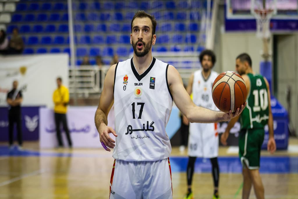 گلنور منسجم و روبهرشد از سد پایش گذشت